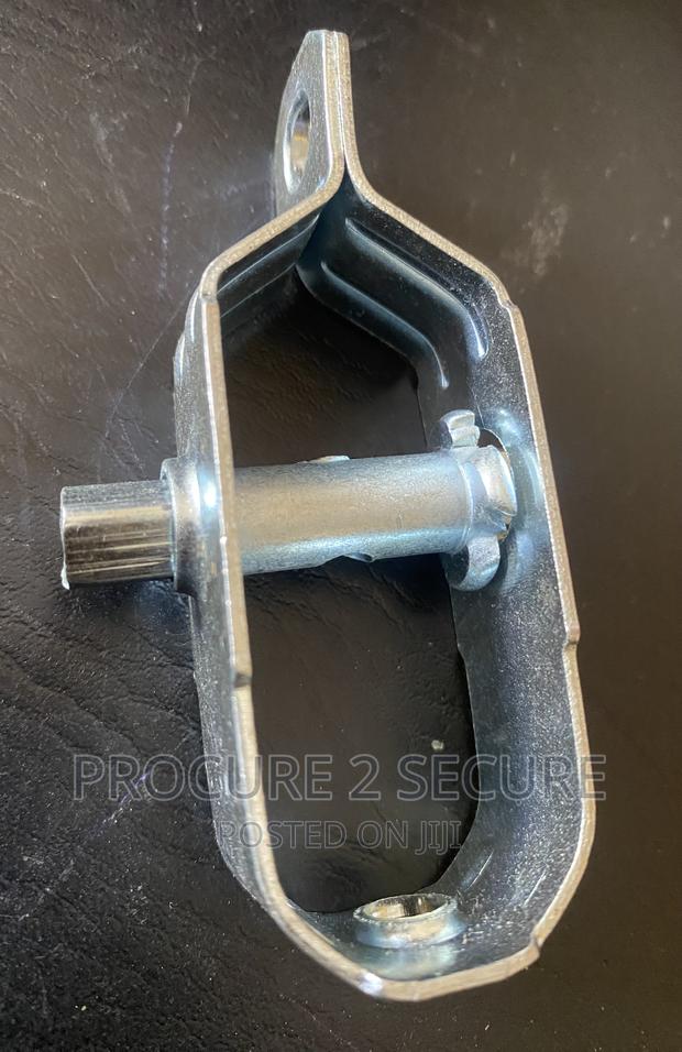 Galvanized Wire Tensioner Or Strainer · Photo 2