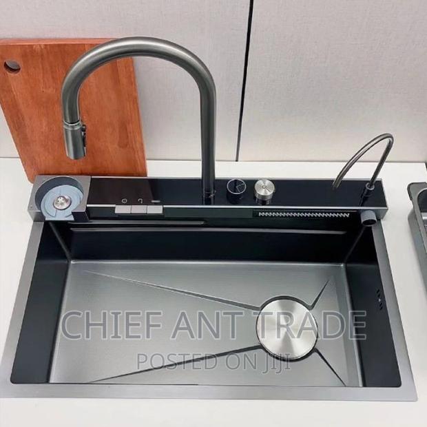 Digital Waterfall Luxury Kitchen Sink. -4 · Photo 3