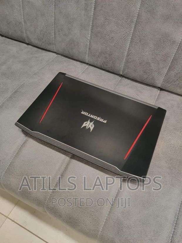 Laptop Acer Predator Helios 300 16GB Intel Core I5 SSHD+SSD 1.5T · Photo 2