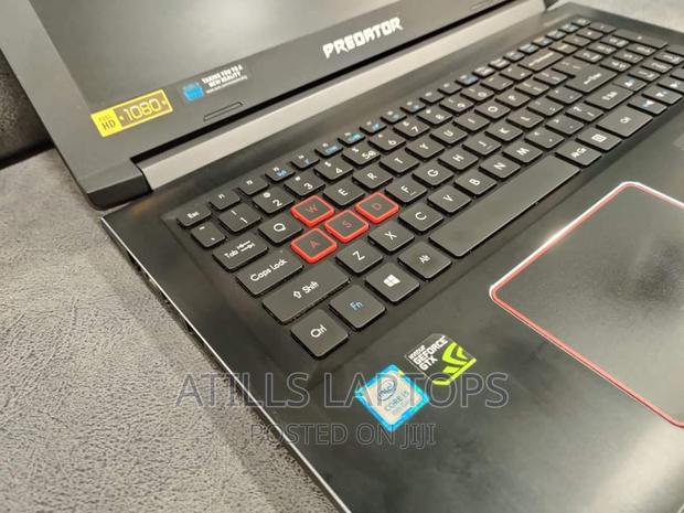 Laptop Acer Predator Helios 300 16GB Intel Core I5 SSHD+SSD 1.5T · Photo 3