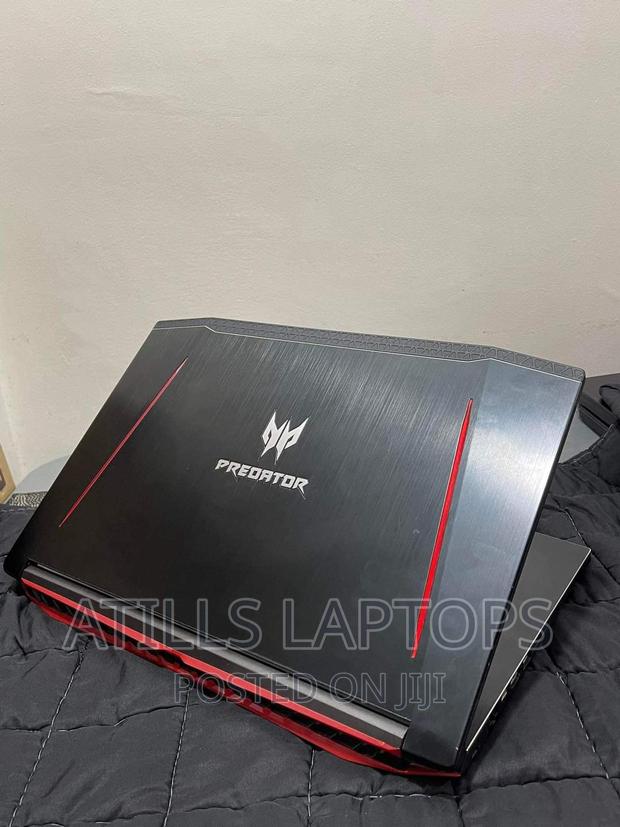 Laptop Acer Predator Helios 300 16GB Intel Core I5 SSHD+SSD 1.5T · Photo 1