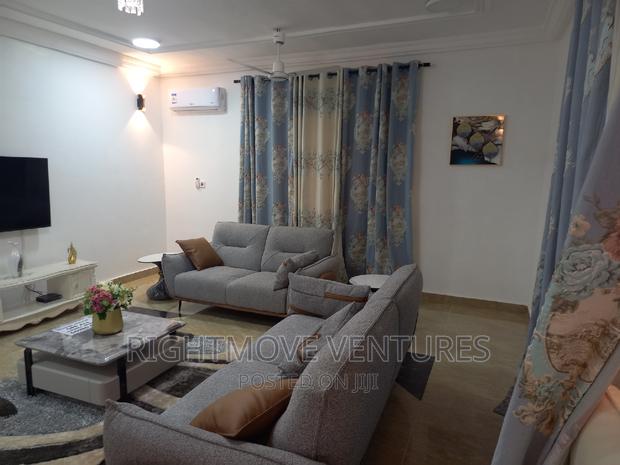 Fully Furnished 2 Bedrooms Apartment at Anaji · Photo 4