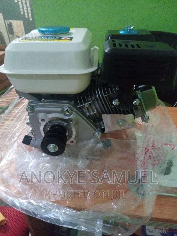 6.5hp Petrol Engine · Photo 3