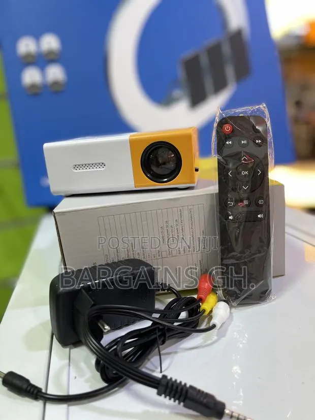 Smart Mini Led Projector · Photo 1
