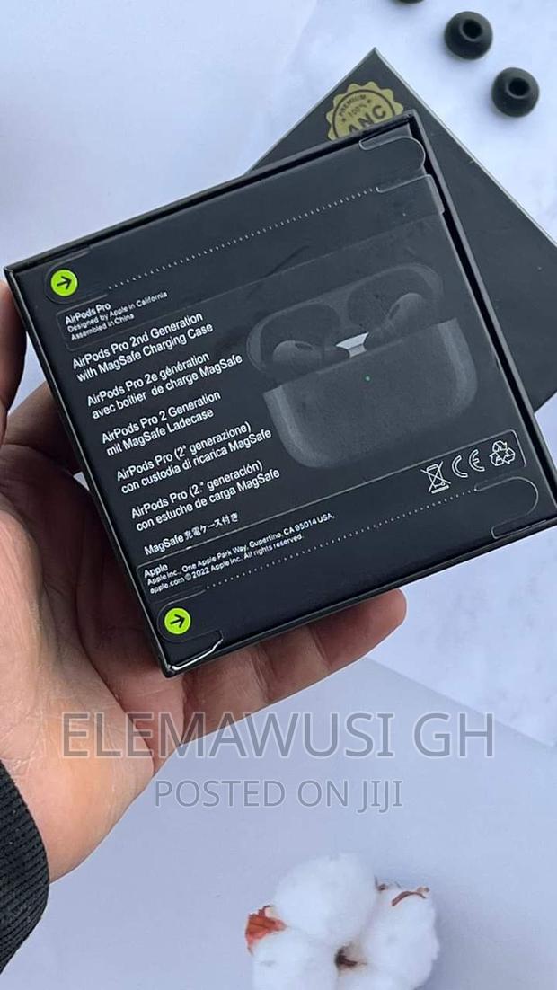 Airpods Pro 2nd Generation Black Edition (Promotion) · Photo 1