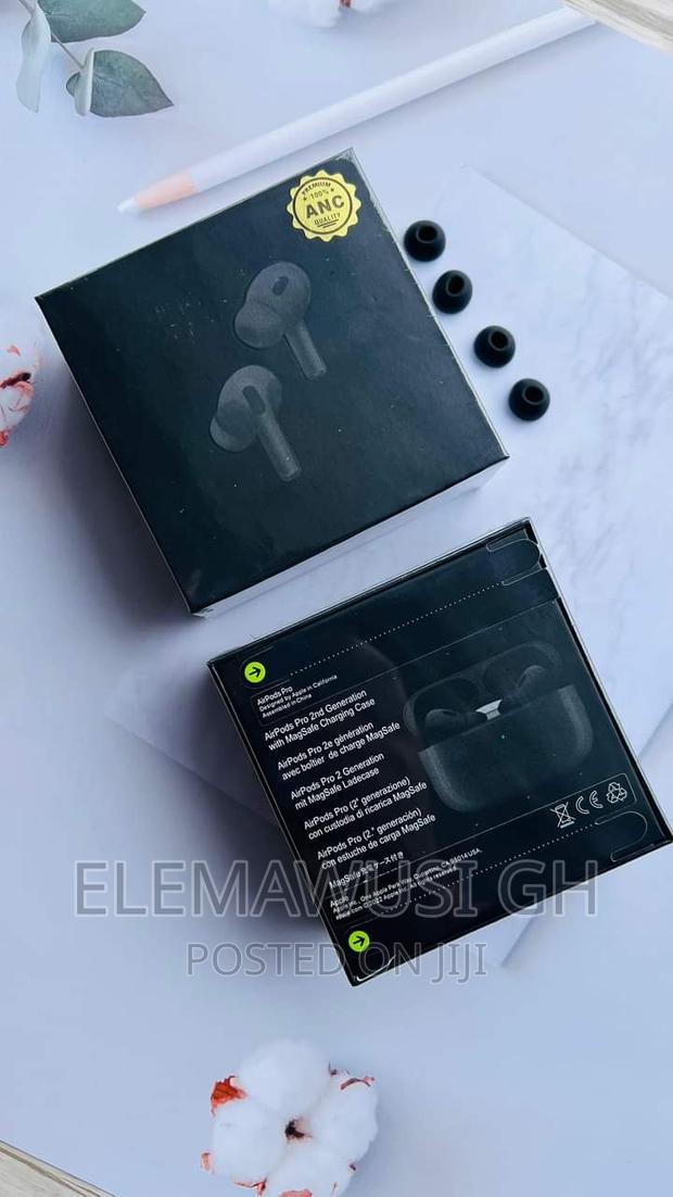 Airpods Pro 2nd Generation Black Edition (Promotion) · Photo 3