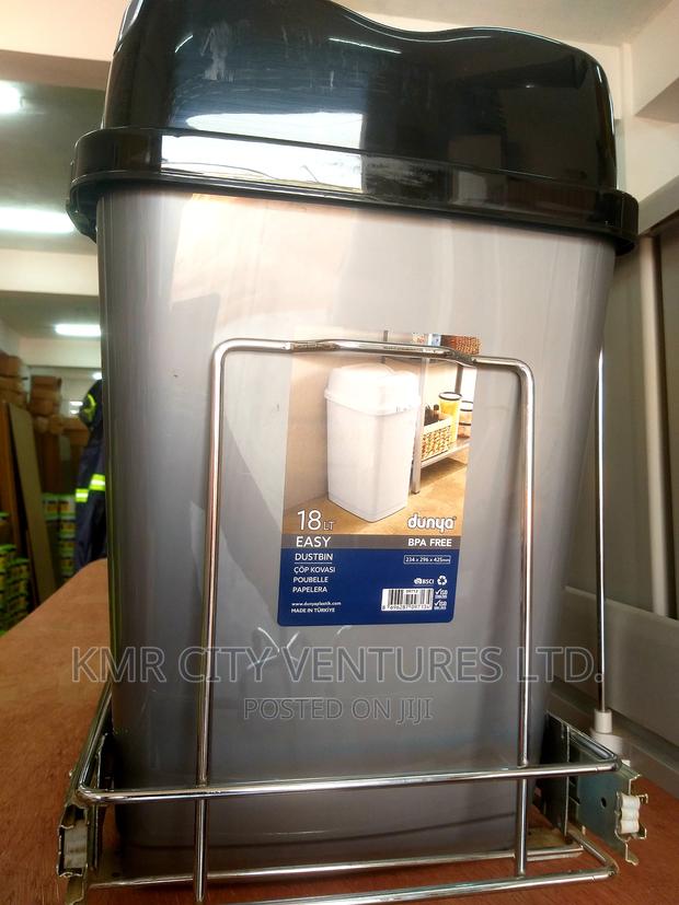 Modern Cabinet Dustbins With Rails. · Photo 6