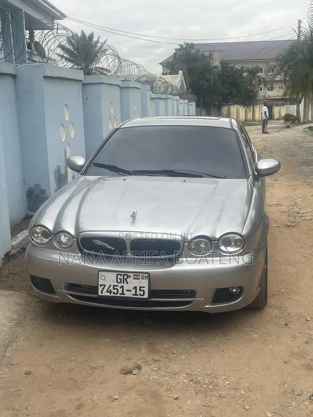 Jaguar X-Type 2.5 Sedan 2005 Gray · Photo 1