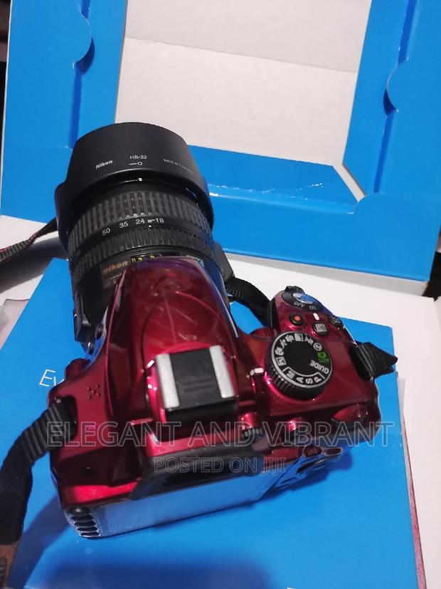 Nikon D3200 in Purple Colour Abroad Use Condition · Photo 1
