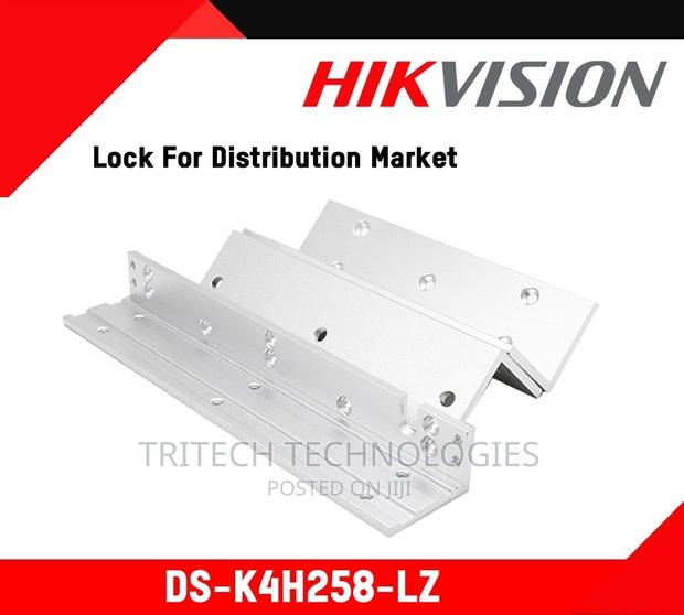 Hikvision Ds-K4h255-Lz Bracket for 280kg · Photo 1