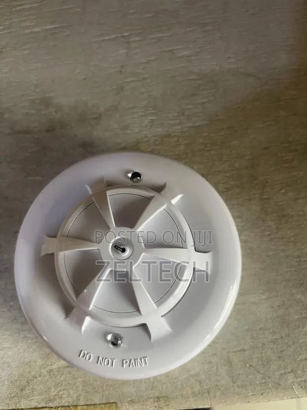 Chloride Smoke and Heat Detector · Photo 1