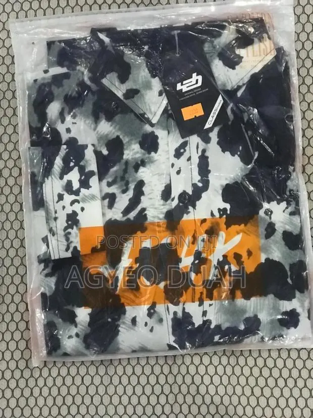 Men's Casual Shirt · Photo 1