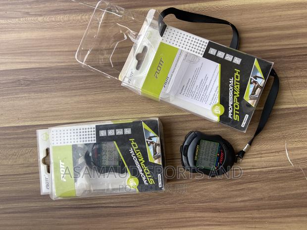 Original Sports Watch for Training at Cool Price · Photo 3
