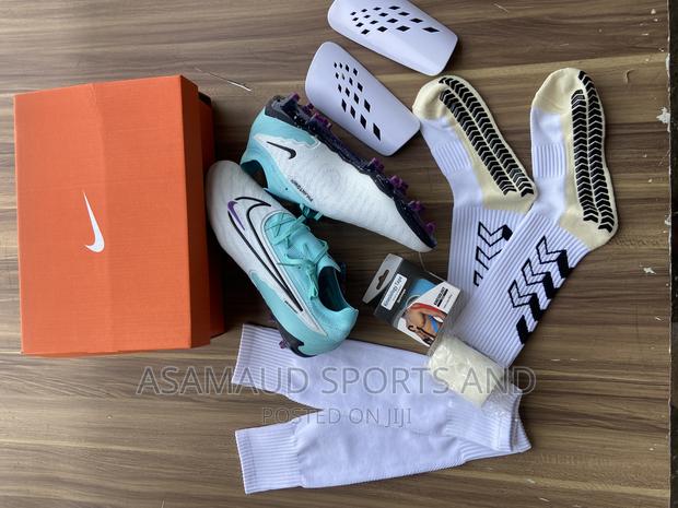 Original Phantom Last Football Boot · Photo 2