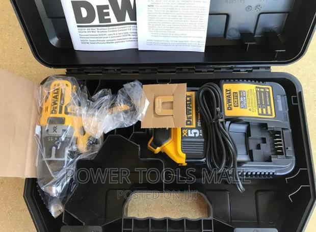 Dewalt 20v Impact Drill · Photo 2