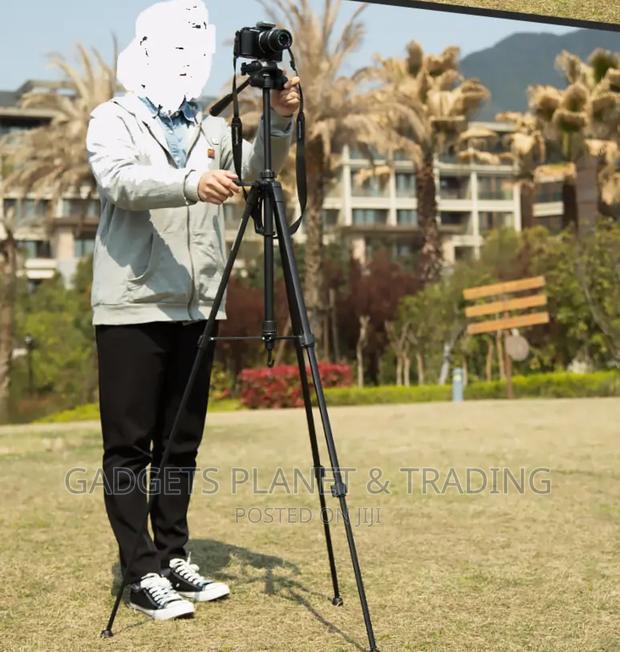 Professional Tripod Stand for Camera Camcorder WF-3520 · Photo 7