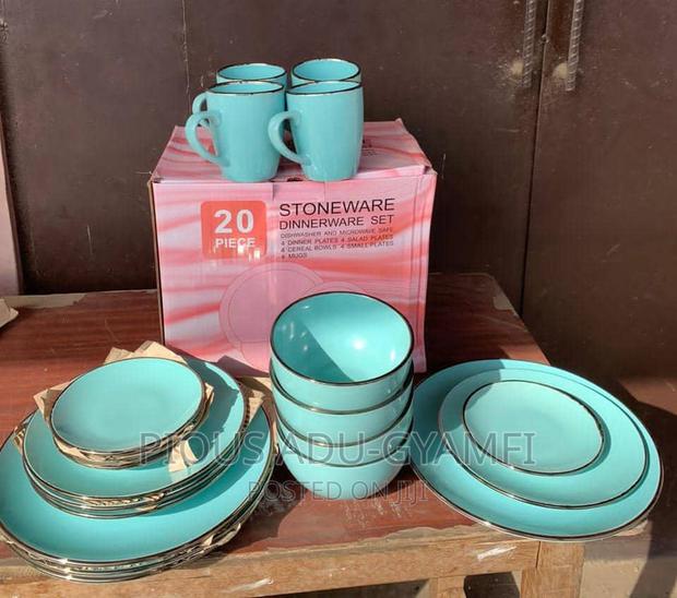20 Pieces Dinner Set · Photo 1