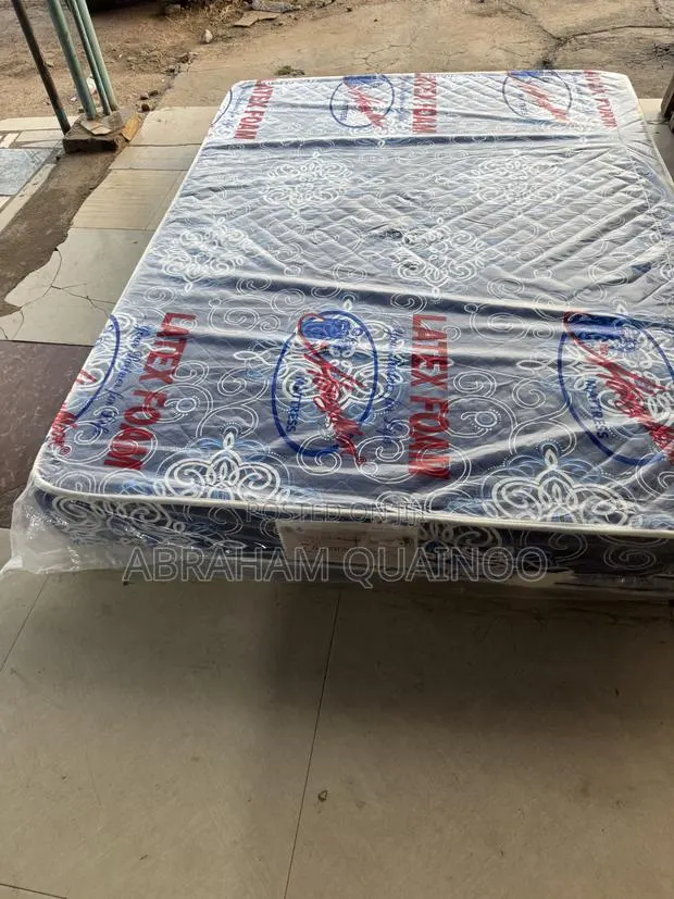 Latex Foam Mattress for Sale · Photo 1