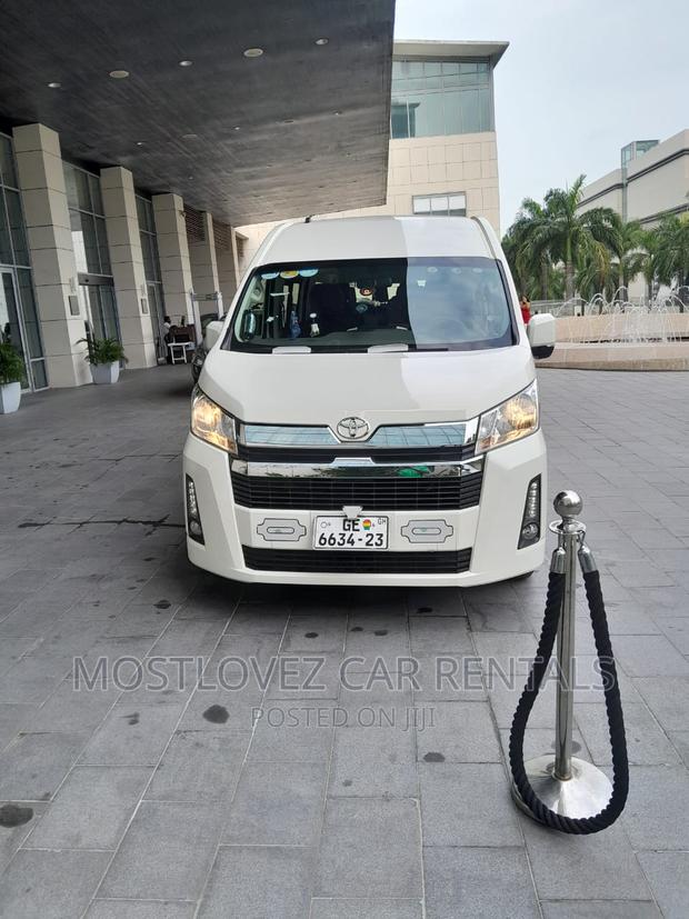 Car Rental in Ghana- Mini Van for Rent in Ghana- 15 Seats · Photo 1
