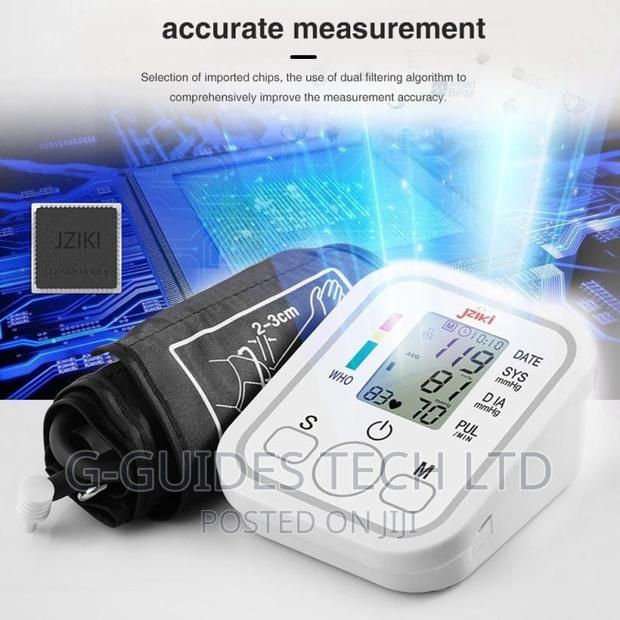 Upper Arm Digital Blood Pressure Monitor With Voice ZK-W869 · Photo 3