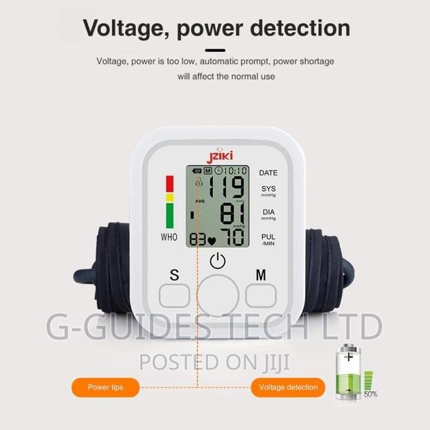 Upper Arm Digital Blood Pressure Monitor With Voice ZK-W869 · Photo 4