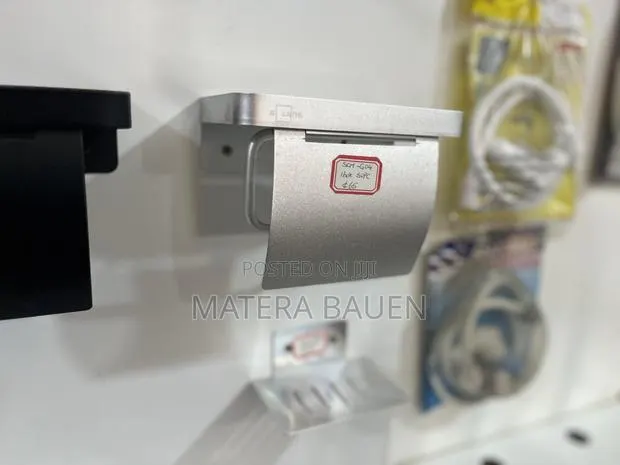 Anti Rust Soap Dish And T Roll Holder · Photo 1