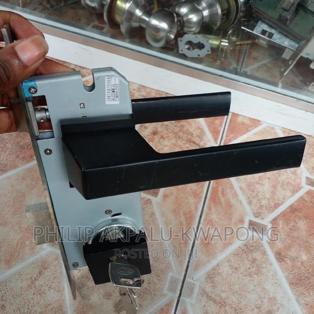 Door Lock(Italian Model) · Photo 6