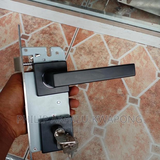 Door Lock(Italian Model) · Photo 2