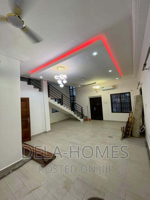 Three Bedroom House for Rent at Oyarifa. · Photo 3