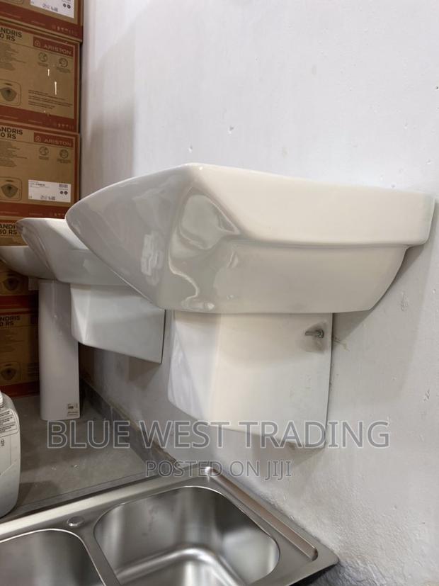 Wall Hung Basin - Master Bedroom Basin · Photo 2