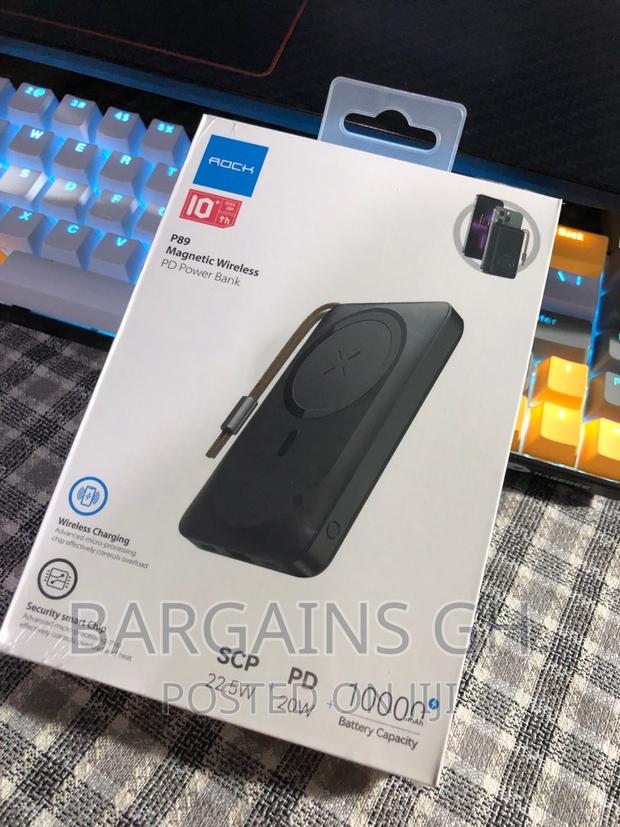Rock P89 Magnetic Wireless Power Bank · Photo 2