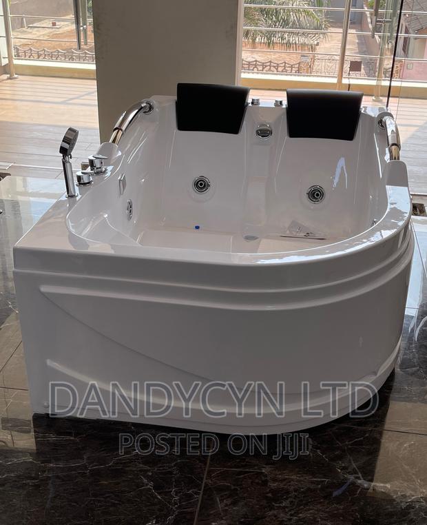 Jacuzzi 2 Person · Photo 1