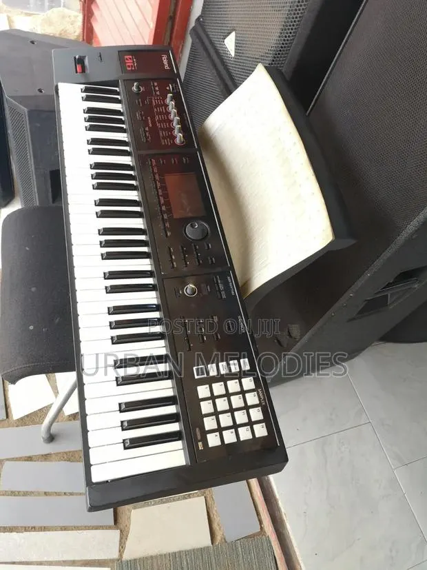 Roland FA-06 Music Workstation Keyboard · Photo 1