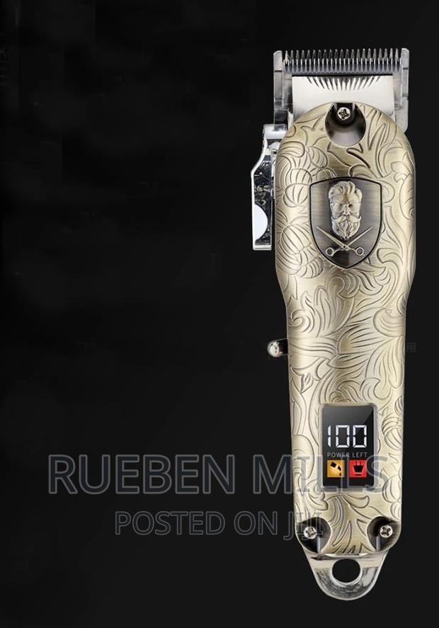 New Low Power Consumption Kemei Shaving Barbering Machine · Photo 2