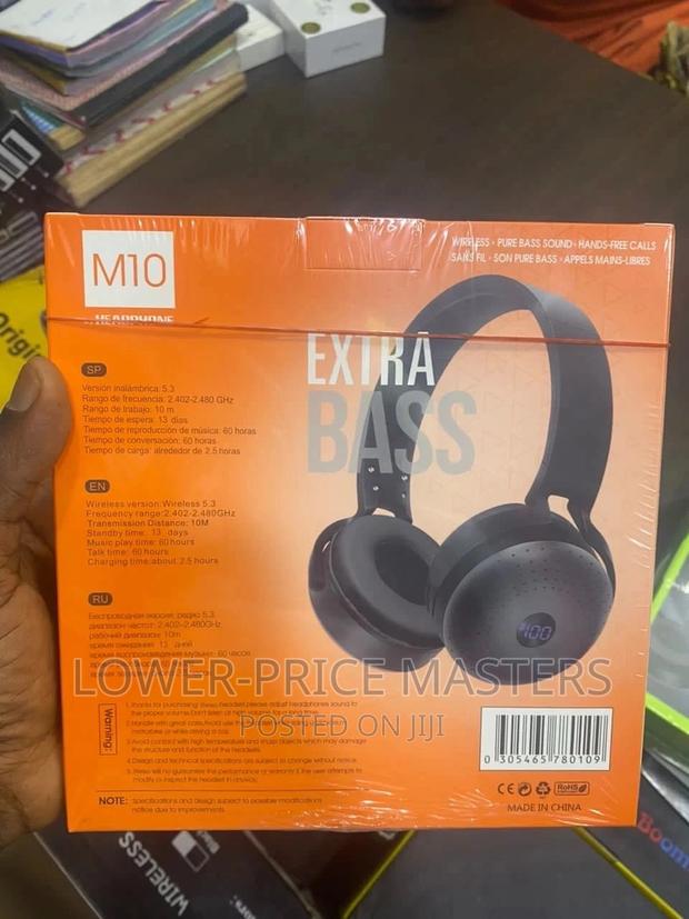 M10 Extra Bass Headset (With Installed Power Bank) · Photo 3