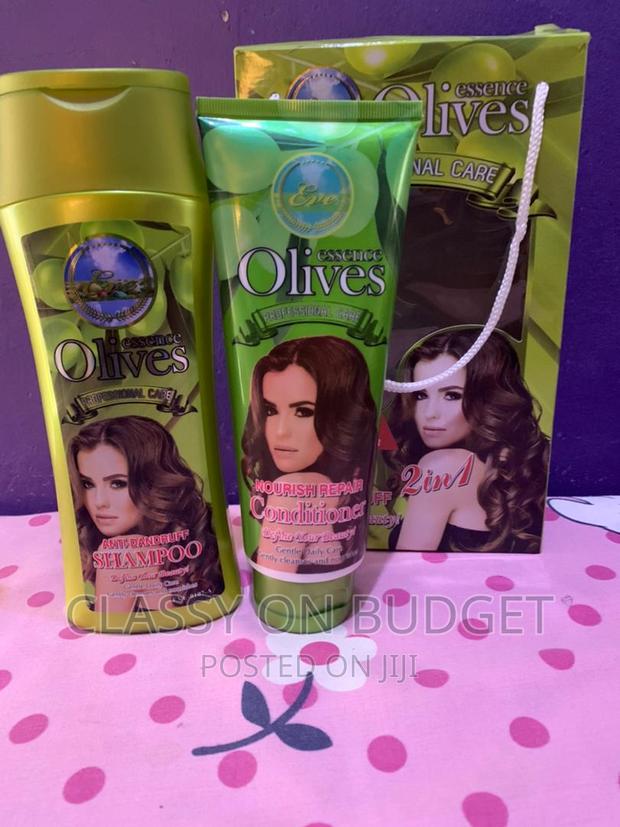 Shampoo and Conditioner · Photo 3