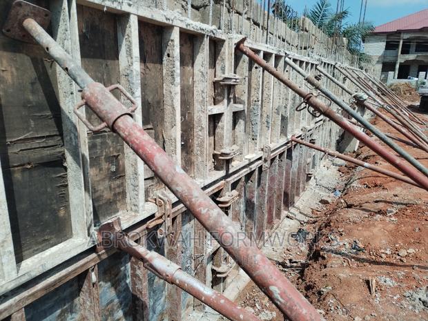 Acrojacks/Props/Formworks/Retaining Wall/Decking/Pillar/Rent · Photo 2