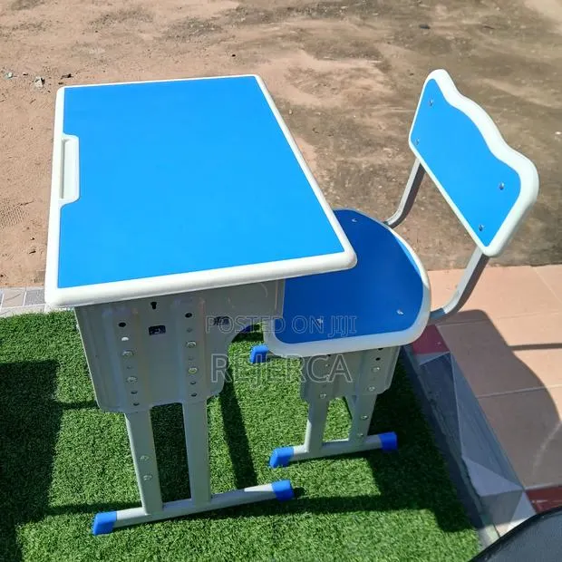 Students Study Table and Chair · Photo 1
