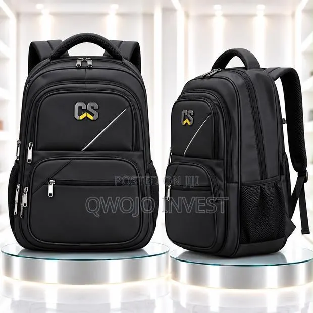 17 Inches Waterproof Backpack · Photo 1