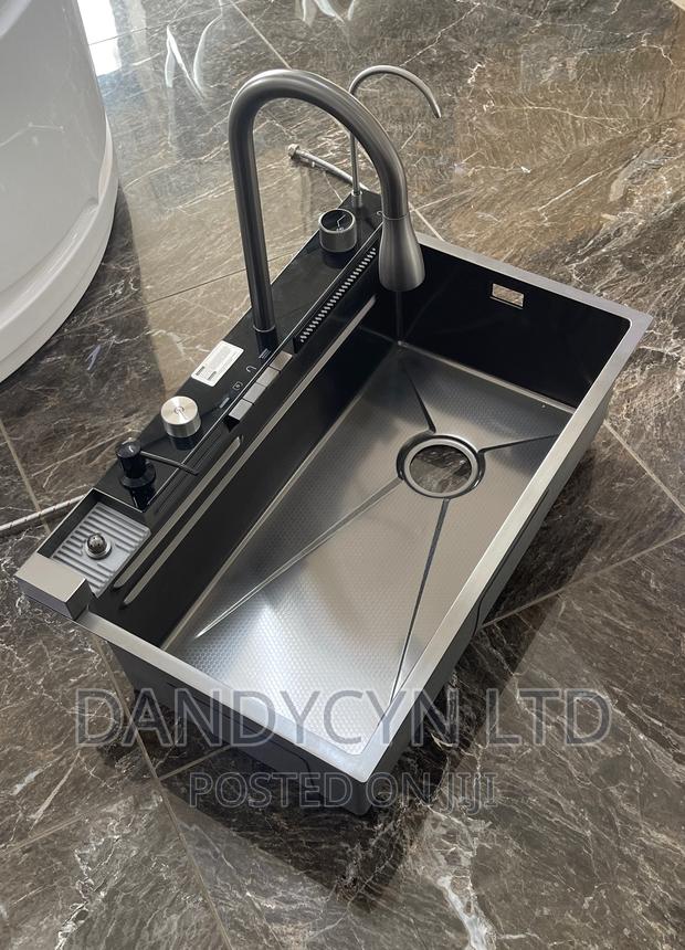 Automatic Kitchen Sink · Photo 2