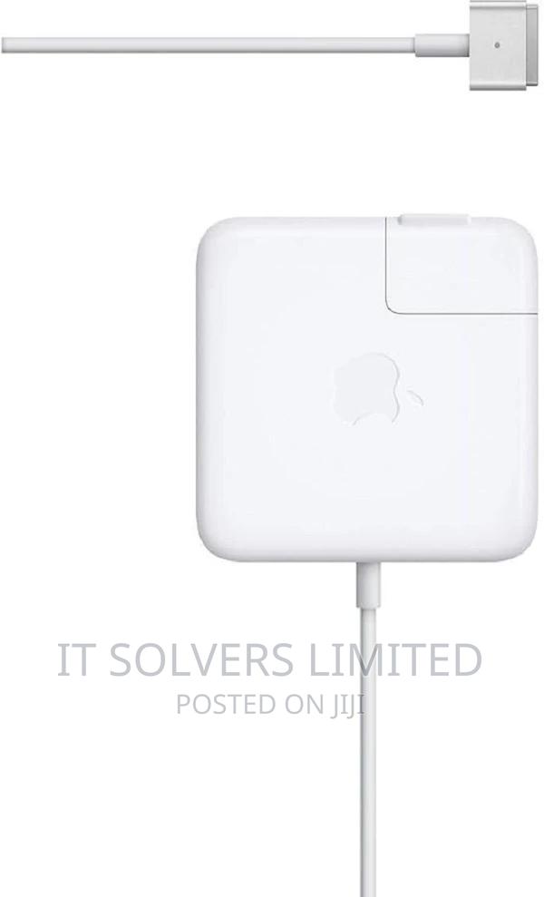 Apple 20V 4.25A (M2) Original · Photo 2