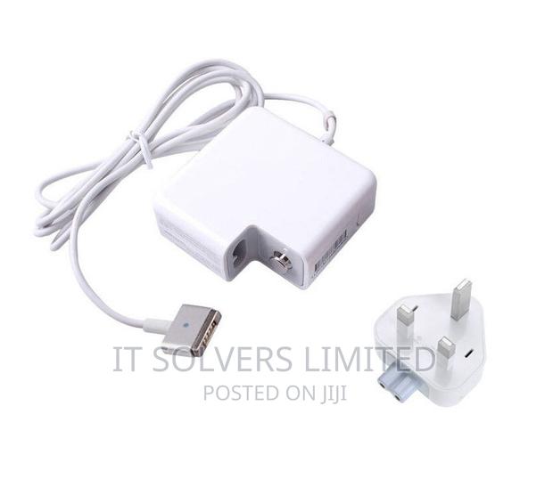 Apple 20V 4.25A (M2) Original · Photo 3