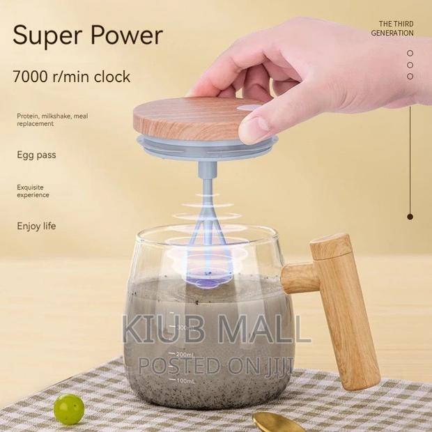 Self Stiring Portable Mixer · Photo 1