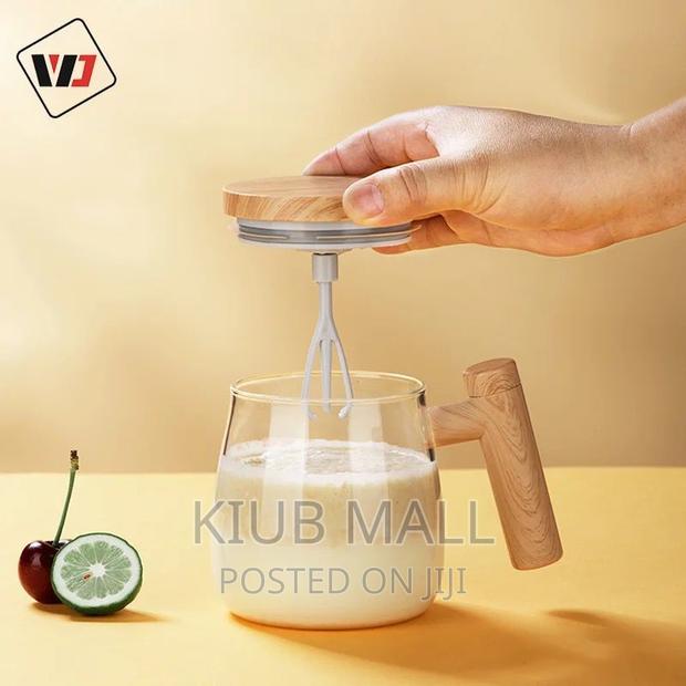 Self Stiring Portable Mixer · Photo 2