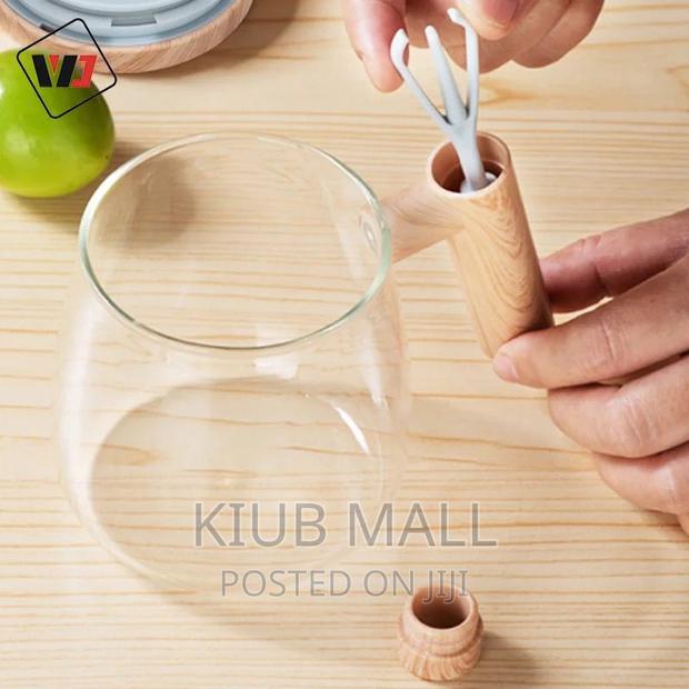 Self Stiring Portable Mixer · Photo 5