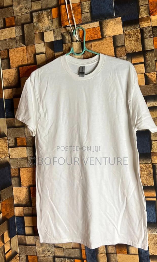Quality Unisex Plain T-Shirt From USA · Photo 1