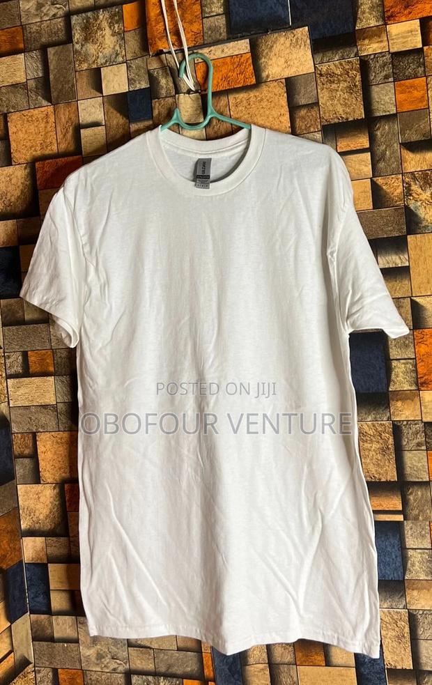 Quality Unisex Plain T-Shirt From USA · Photo 3