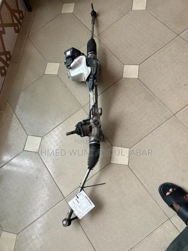 2022 RAV4 Steering Rack · Photo 1