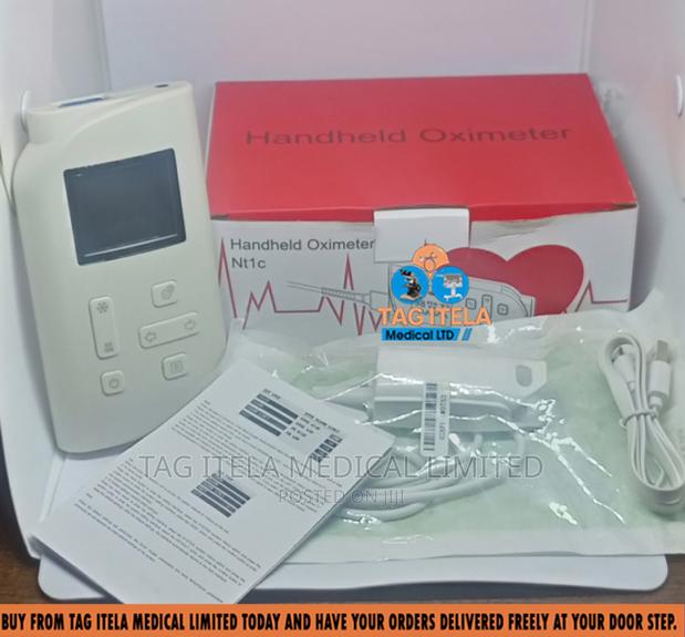 Pulse Oximeter (Handheld Rechargeable) · Photo 3