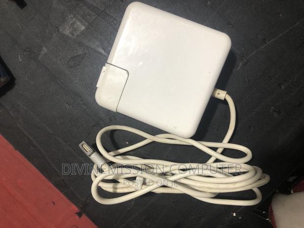 UK Used Mack Book Air and Pro Charger · Photo 3
